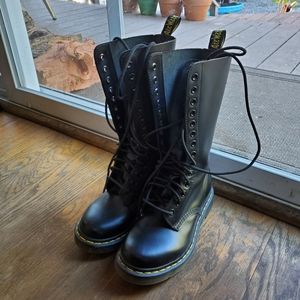 Dr martens black mid calf lace up boots size 5 Eu 36 NWOT